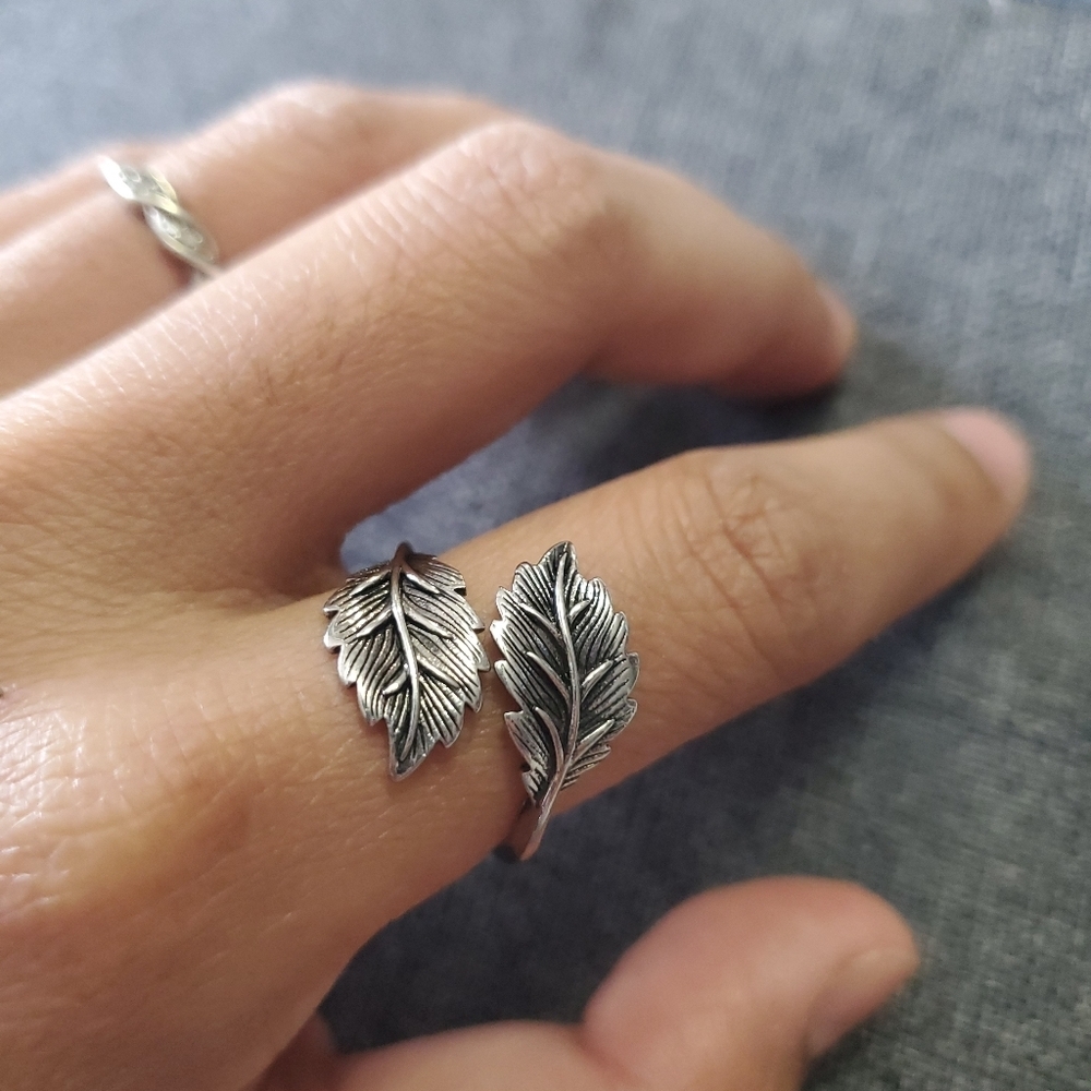 Vintage Double Leaf Open Ring
